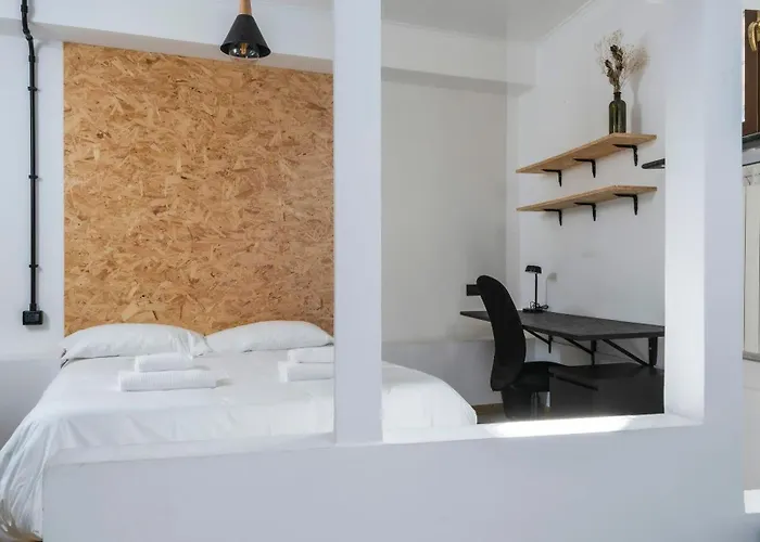 Zen Liv'in San Lorenzo Рим