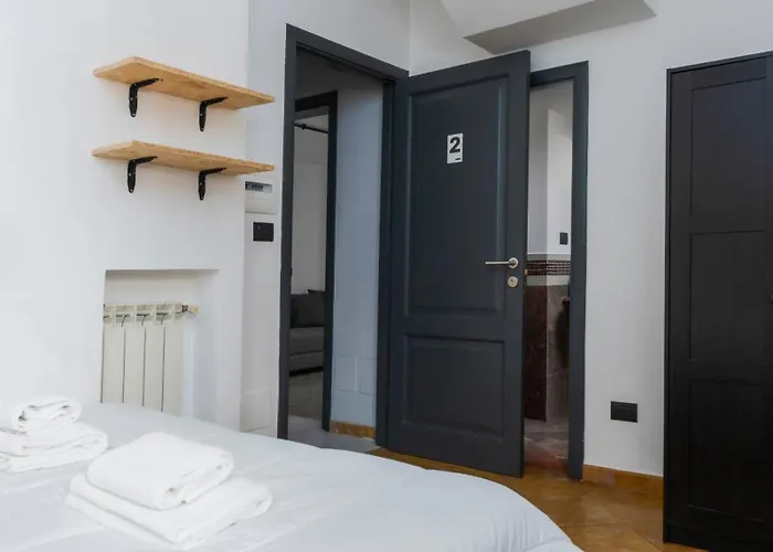 Гостевой дом Zen Liv'in San Lorenzo Рим