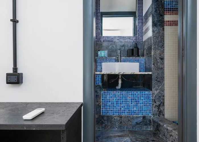 Zen Liv'in San Lorenzo Гостевой дом Рим